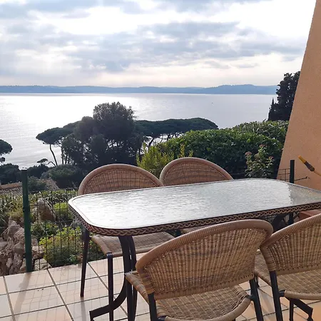 3 Pieces, 6 Pers., Proche A - Fr-1-780-8