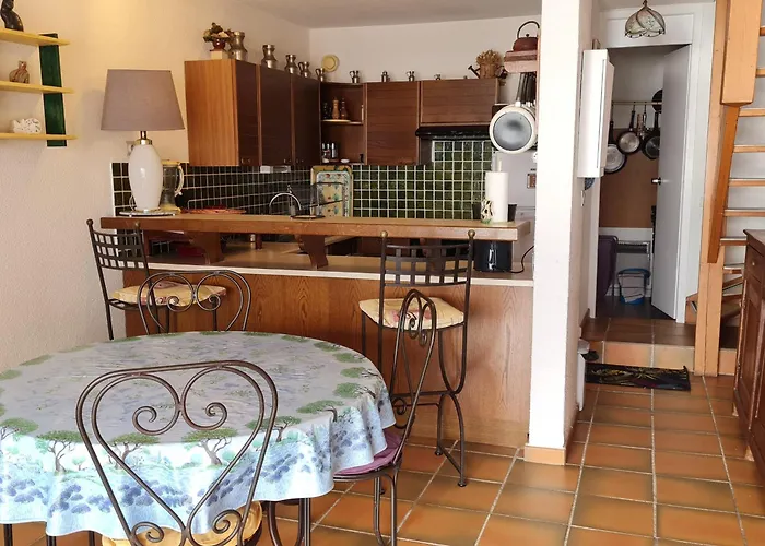 3 Pieces, 6 Pers., Proche A - Fr-1-780-8 Sainte-Maxime