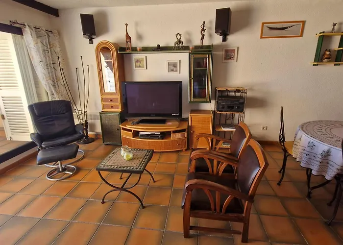 3 Pieces, 6 Pers., Proche A - Fr-1-780-8 Sainte-Maxime