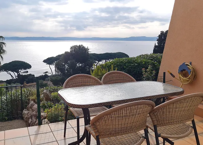 3 Pieces, 6 Pers., Proche A - Fr-1-780-8